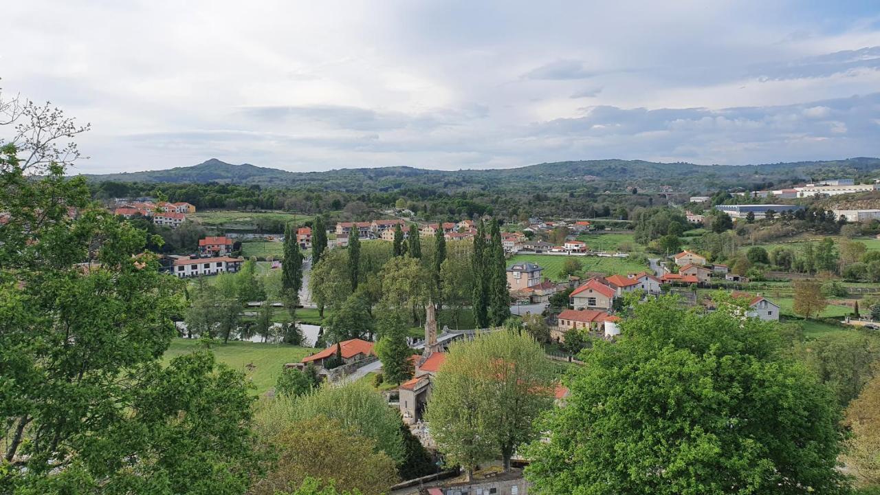 Apartament Piso Rosalia De Castro Allariz Zewnętrze zdjęcie